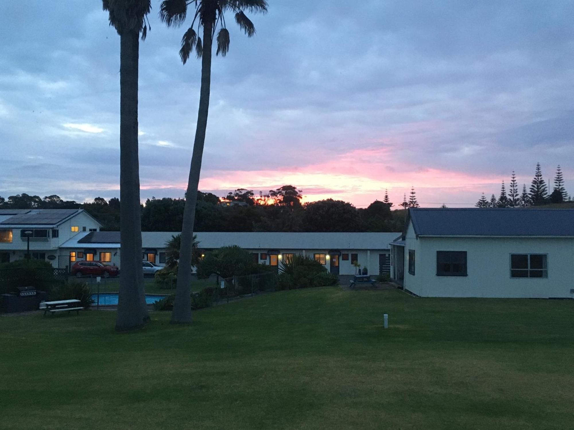 Pukenui Lodge Motel 외부 사진